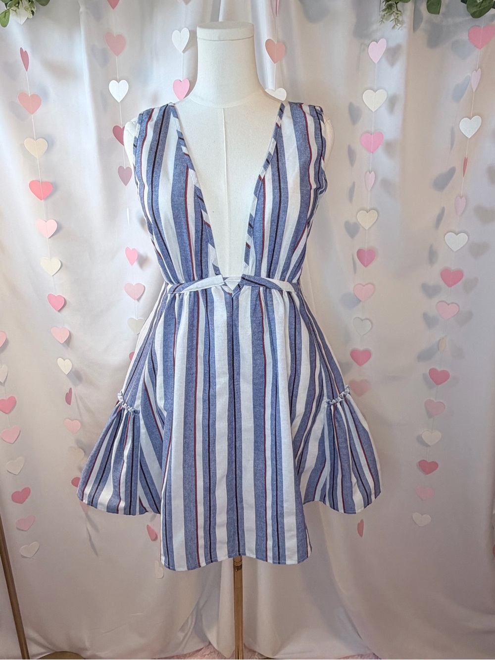 Cupshe Blue and White Striped V-Neck Mini Dress